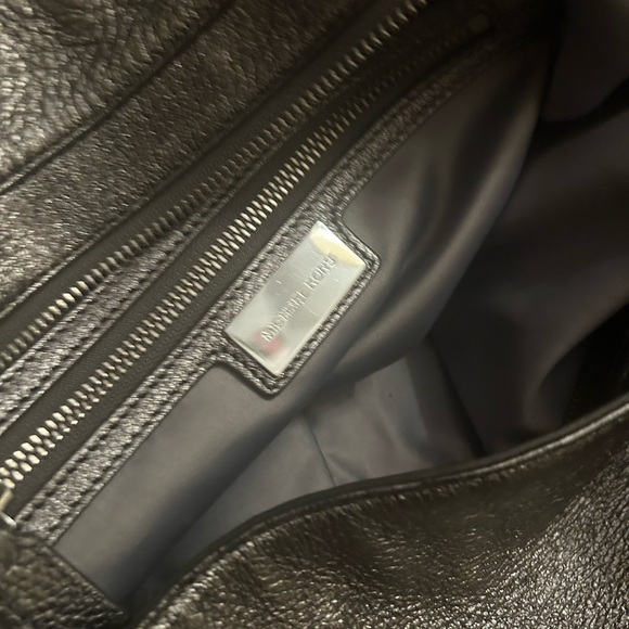 Michael Kors Metallic Silver/Black Leather Skorpios Tote - Picture 13 of 14